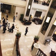 หน้าร้าน Mesamis Cafe โรงแรมแกรนด์ เซ็นเตอร์พอยต์ ราชดำริ