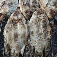 นายหงษ์ ปลาเผา