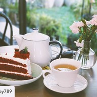 ยูนีค คาเฟ่ -