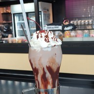 เมนูของร้าน Black Tap Marina Bay Sand