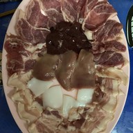 คิ้มหมูย่างเกาหลี