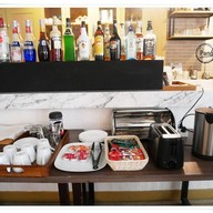 Mimi & Jim: Co-Living Space