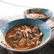 ก๋วยเตี๋ยวเรือตาเท้ง วัดบางคล้า