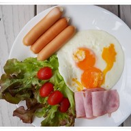 Mimi & Jim: Co-Living Space