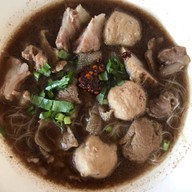 ก๋วยเตี๋ยวลูกชิ้นปลานายใบ้ เสรีไทย 89 หน้า 7-11 แฟลตบางชัน