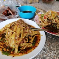ส้มตำครกทอง