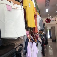 ร้าน ว.ยีนส์ หน้าญ.ว. -ร้านยีนส์ในใจคุณ หน้า ญ.ว.