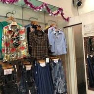 ร้าน ว.ยีนส์ หน้าญ.ว. -ร้านยีนส์ในใจคุณ หน้า ญ.ว.