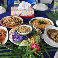 เชฟชุมชน By กลุ่มแม่บ้านใจดี ชมุชนบ้านตะเคียนเตี้ย