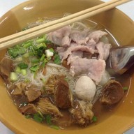 เมนูของร้าน ลูกชิ้นดิสโก้