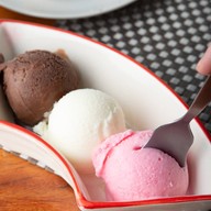 Himmade dessert cafe'