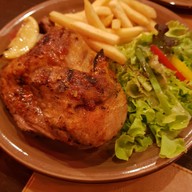 Piri Piri Flaming Chicken เทอมินอล 21