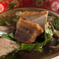 เมนูของร้าน เกาเหลาเลือดหมู นางลิ้นจี่