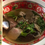 เมนูของร้าน เกาเหลาเลือดหมู นางลิ้นจี่