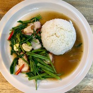 ครัวแม่สมใจแซ่บอินเตอร์