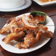 เมนูของร้าน นิว ไก่ย่างบัวตอง 2 สามแยกวิเชียรบุรี