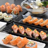 Shari Boy by Insyokujinbkk