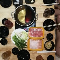 เมนูของร้าน หยินหยาง ชาบู ศาลายา Salaya