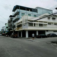 บรรยากาศ ก๋วยเตี๋ยวเป็ดตุ๋น ร้านธรรมดา มาบตาพุด