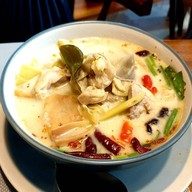 เมนูของร้าน ครัวอัปสร K Village