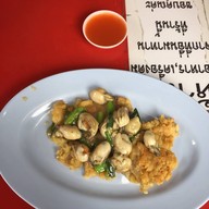 เมนูของร้าน นายหมงหอยทอด