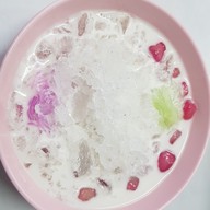 เมนูของร้าน สายไหมบะหมี่เกี๊ยวกุ้ง สุดท่าน้ำศิริราช