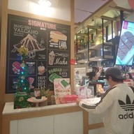 หน้าร้าน บางหวาน สีลม ธนิยะ