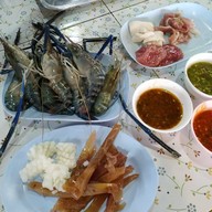 เมนูของร้าน ซามูไร หมูกระทะ J&J แม่โจ้