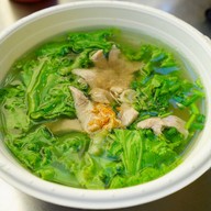 เมนูของร้าน ก๋วยเตี๋ยวคั่วเป็ดอร่อยริมทาง คลองถม