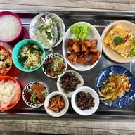 ข้าวต้มคิมยัง (ข้าวต้มกับร้อยถ้วย)