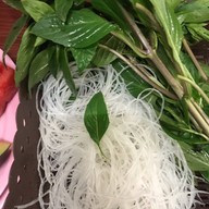 เมนูของร้าน มิกเนื้อย่าง หน้า ม.อุบลราชธานี