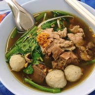 เมนูของร้าน ก๋วยเตี๋ยวเพิ่มพูน