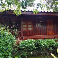 บ้านสวนลิ้นจี่​