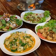 เมนูของร้าน ร้านอาหารต้นตาล