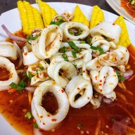 ร้านยำโหด โคตรแซ่บ ลาดพร้าว 107