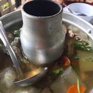 เมนูของร้าน ลาบเป็ดริมชล