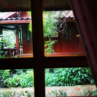 บ้านสวนลิ้นจี่​