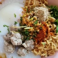 เมนูของร้าน โจ๊ก ข้าวต้ม ต้มเลือดหมู