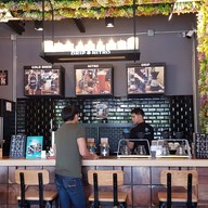 เดอะซิม คาเฟ่