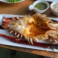 Take View Seafood  ริมบึงหนองโคตร