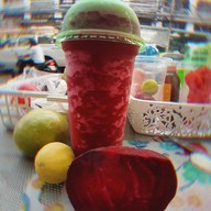 น้องเมย์นมสด