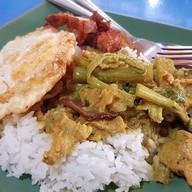 เมนูของร้าน ข้าวหอมแกงใต้/ข้าวแกงข้าวราดแกง ขนมจีน ซอยพระยาสุเรนทร์