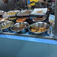 เมนูของร้าน ร้านข้าวต้ม(แถวโคล่าเก่า)