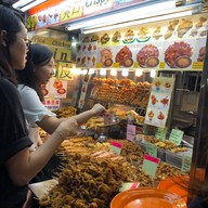 บรรยากาศ Gurney Street Food