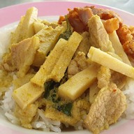 ข้าวแกงเจ้มุ้ย