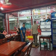 บรรยากาศ ข้าวต้มเจ้ลั้ง