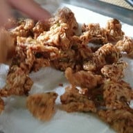 ทอดมันบ้านหม้อ พาหุรัด