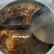 ก๋วยเตี๋ยวไก่ตุ๋นฮ่องกง สาขา1ประชาสงเคราะห์31