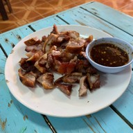 ร้านลาบดีขมคนยอง