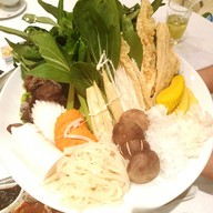 เมนูของร้าน COCA RESTAURANT สุรวงศ์